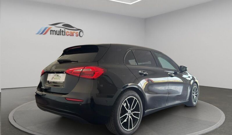 
								Mercedes-Benz A200 full									