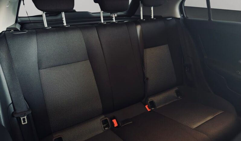 
								Mercedes-Benz A200 full									