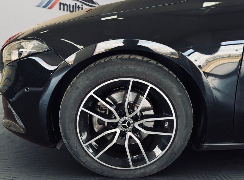 
								Mercedes-Benz A200 full									