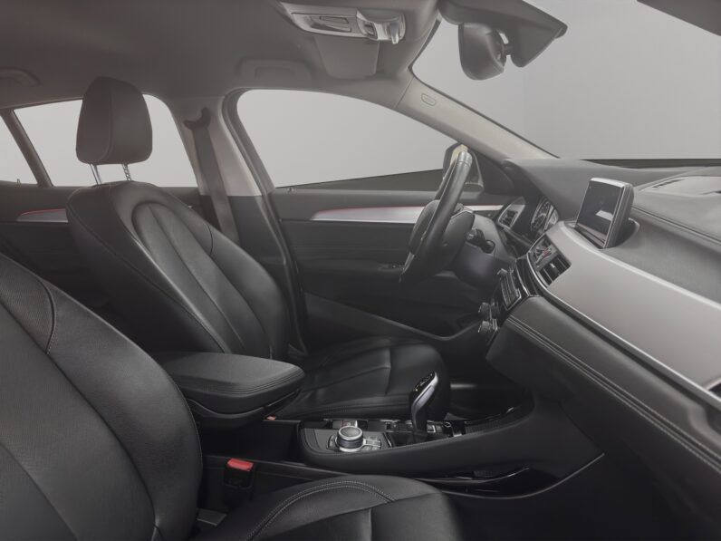 
								BMW X2 xDrive full									