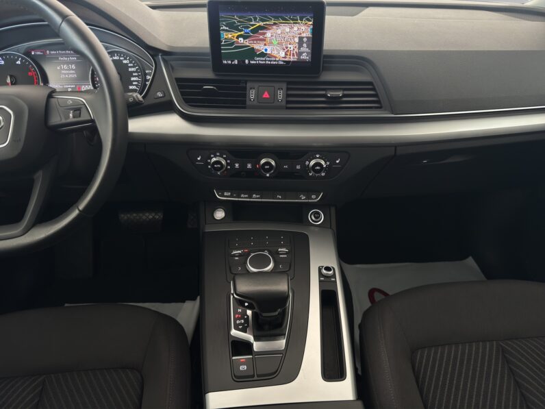 
								Audi q5 full									