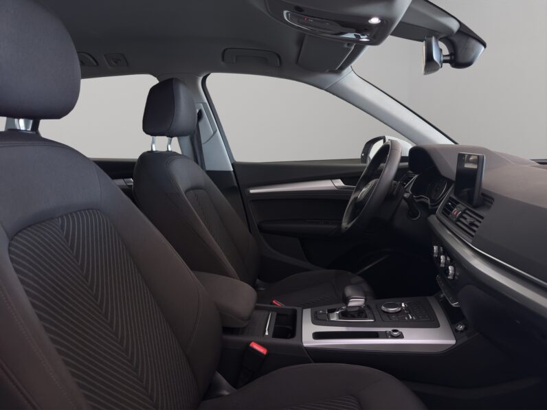 
								Audi q5 full									