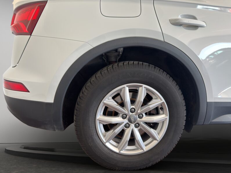 
								Audi q5 full									