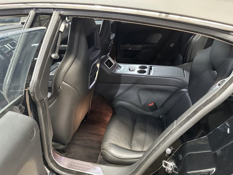 
								Aston Martin rapide V12 5.6 full									