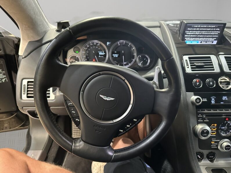 
								Aston Martin rapide V12 5.6 full									