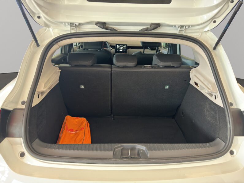 
								RENAULT CLIO INTENS TCE full									