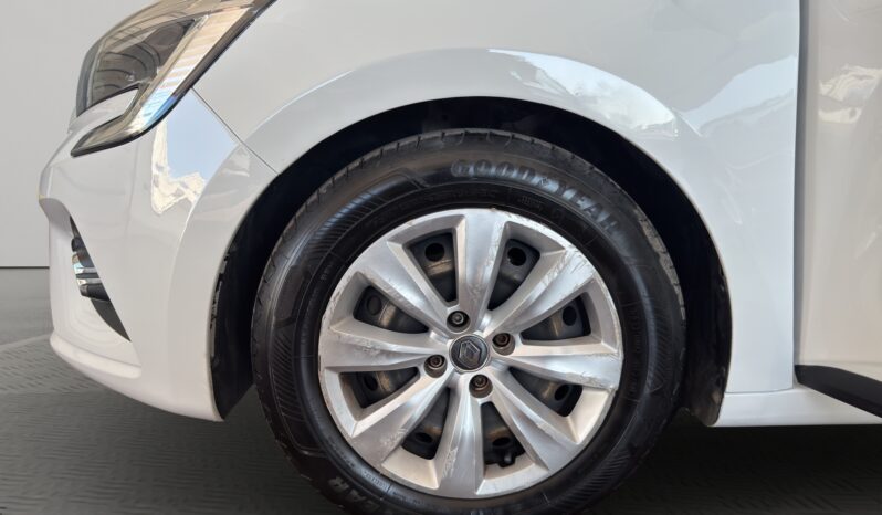 
								RENAULT CLIO INTENS TCE full									