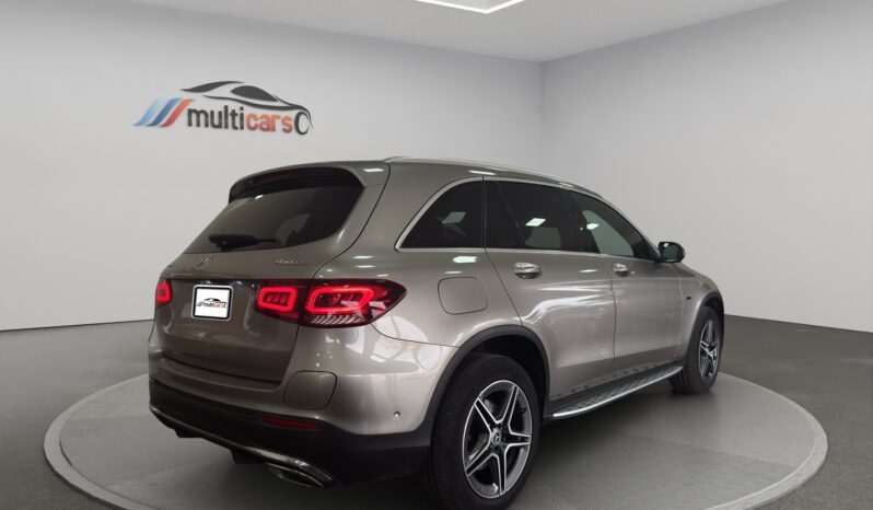 
								Mercedes GLC-300e AMG full									