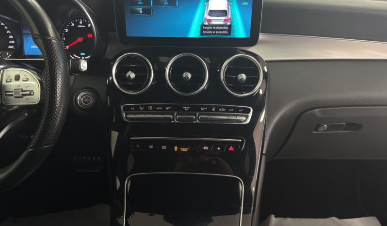 
								Mercedes GLC-300e AMG full									