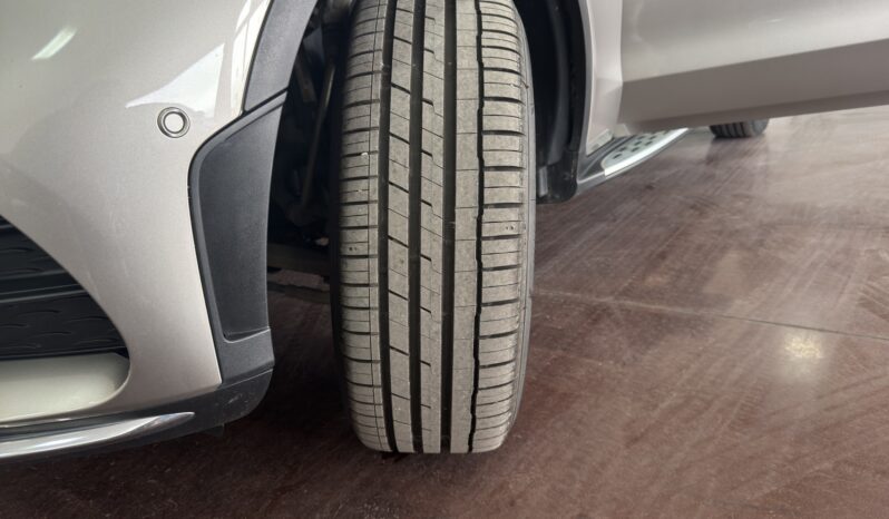 
								Mercedes GLC-300e AMG full									