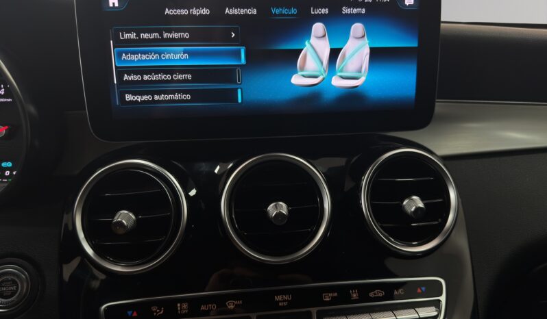 
								Mercedes GLC-300e AMG full									