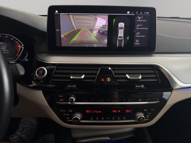 
								BWM SERIE 6 GT 2021 full									