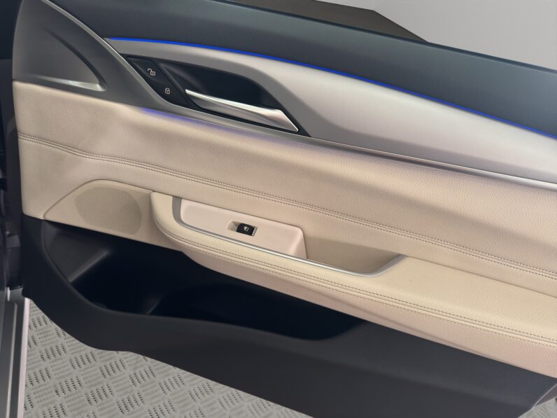 
								BWM SERIE 6 GT 2021 full									