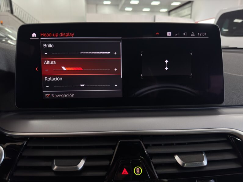 
								BWM SERIE 6 GT 2021 full									