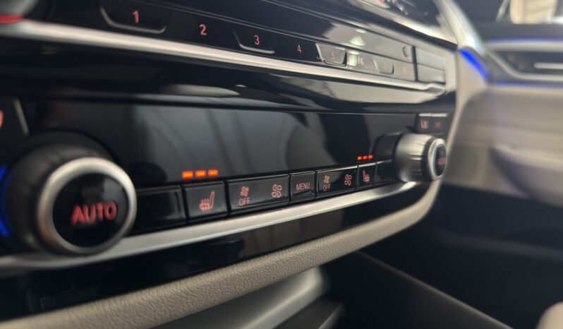 
								BWM SERIE 6 GT 2021 full									