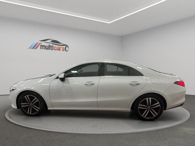 
								Mercedes-Benz CLA 180 (2021) full									