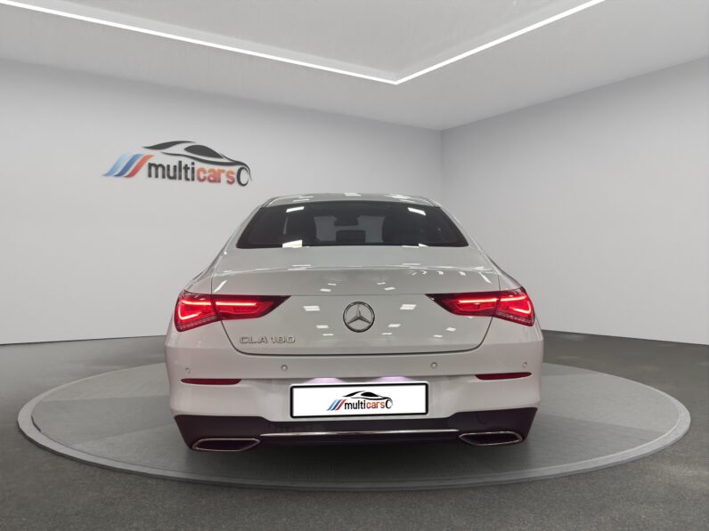 
								Mercedes-Benz CLA 180 (2021) full									