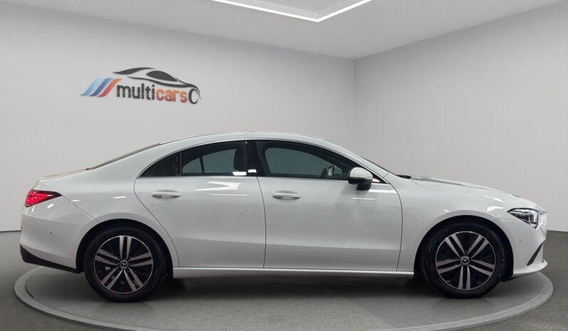 
								Mercedes-Benz CLA 180 (2021) full									